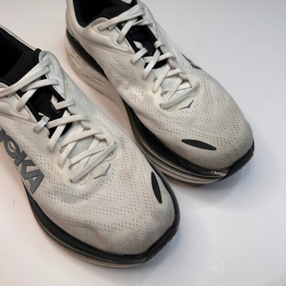 Hoka Bondi 8 White Black Sneakers main image 7